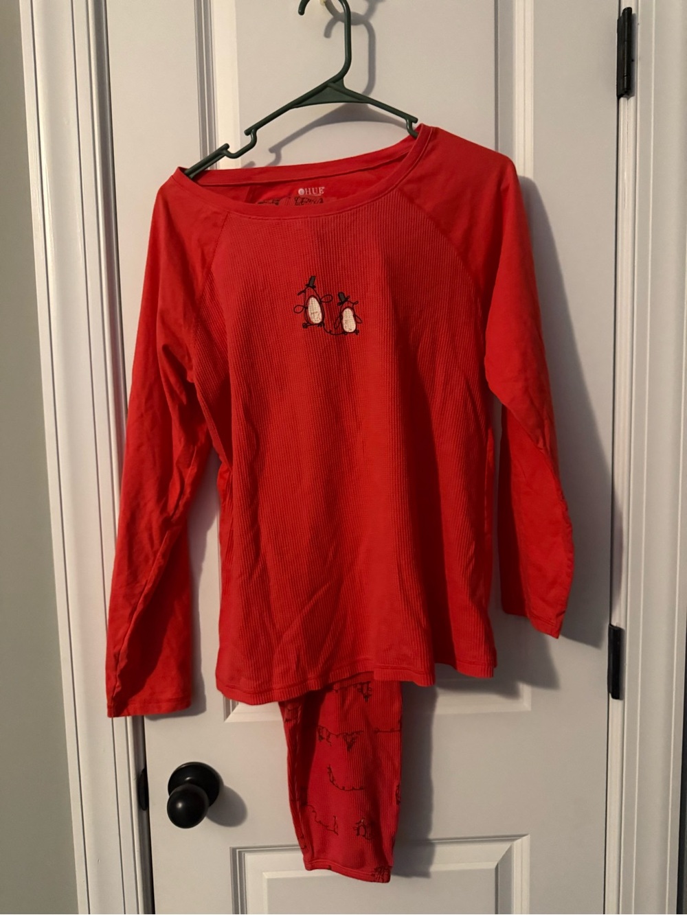 HUE Coral Red Penguin Waffle Knit Pajama Set (Size Large)